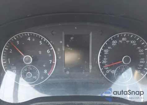 2013 Volkswagen Passat 2.5L Se z USA, uszkodzony, nr VIN 1VWBP7A38DC019273